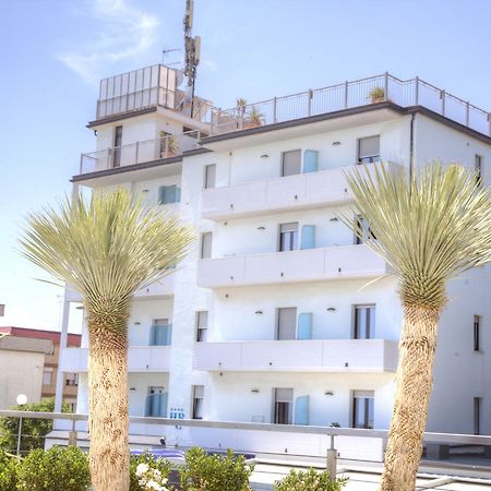 Hotel Il Caminetto Porto San Giorgio Exterior foto