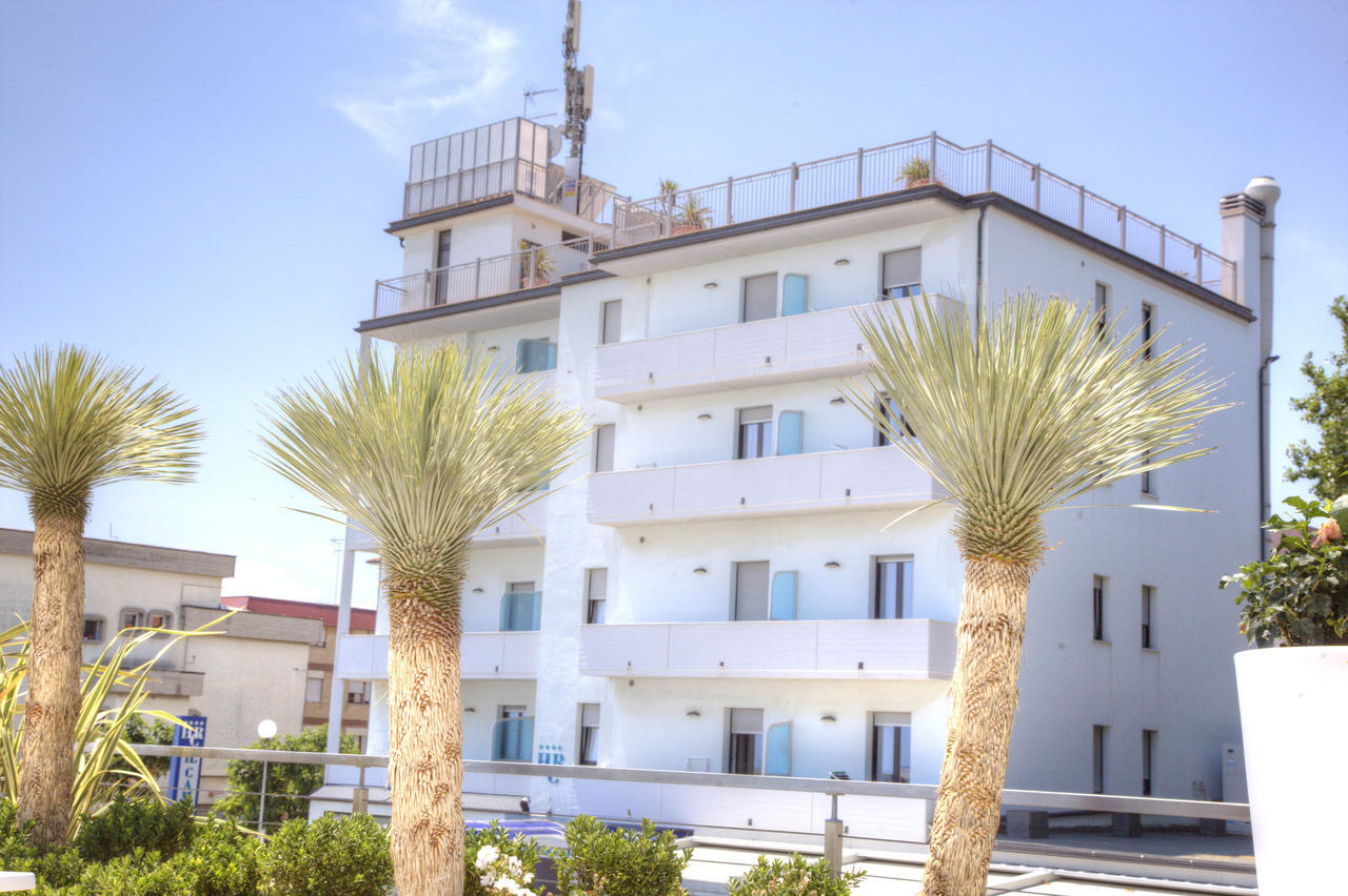 Hotel Il Caminetto Porto San Giorgio Exterior foto